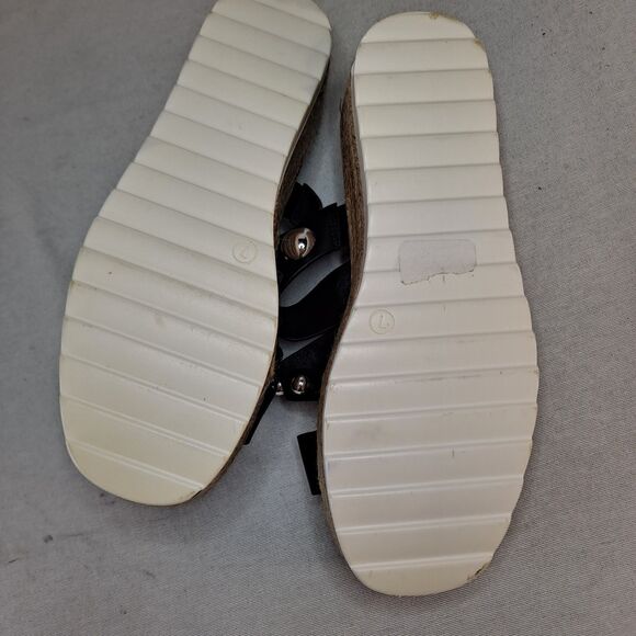 C Comfort est. 1946 Espadrilles Womens 7M Studded Platform White Faux Leather - Picture 6 of 10